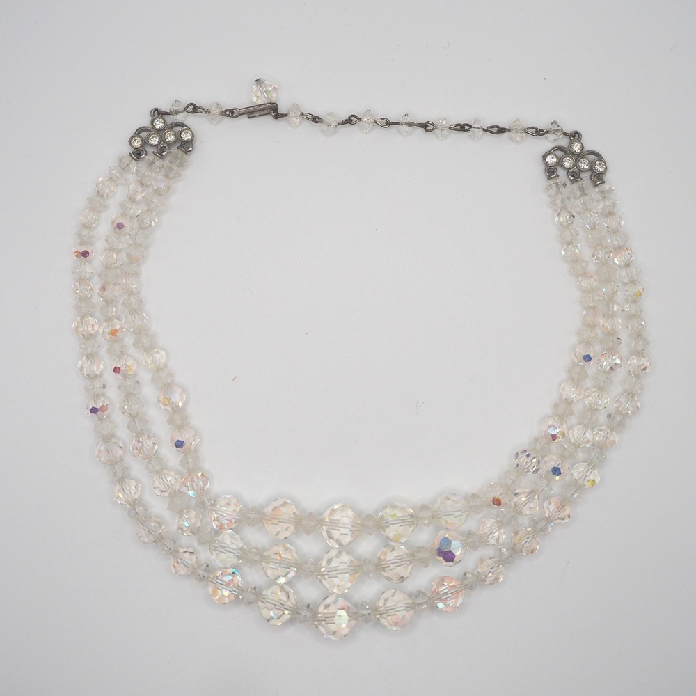 Vtg Necklace Triple Strand Aurora Borealis Faceted Graduated Glass Bead Choker